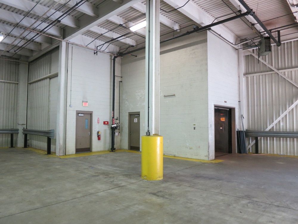 Commercial Buildings & Land: 2000 North Main Street, Hazard, KY 41701
